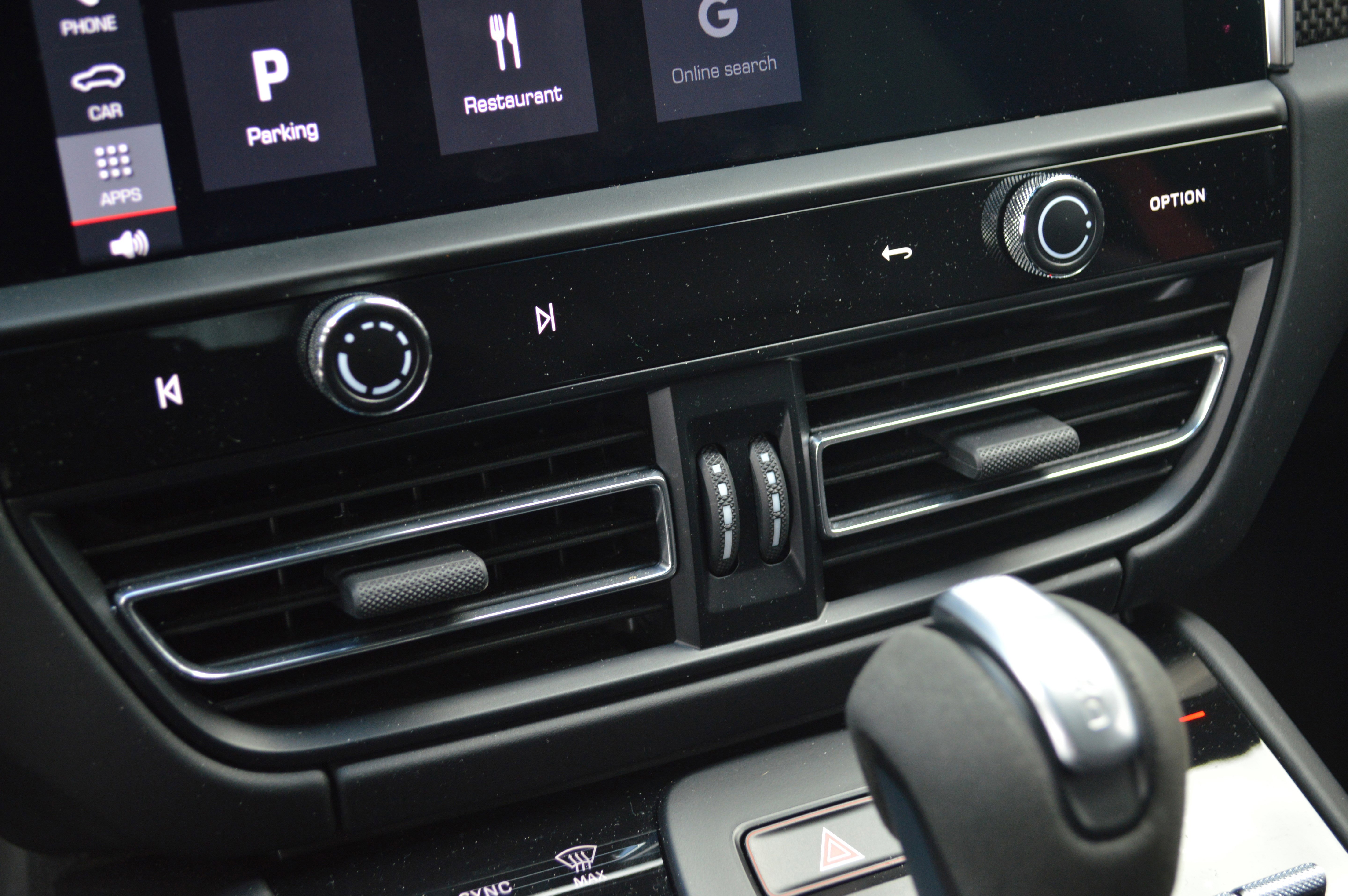 Used 2023 Porsche Macan GTS image 20