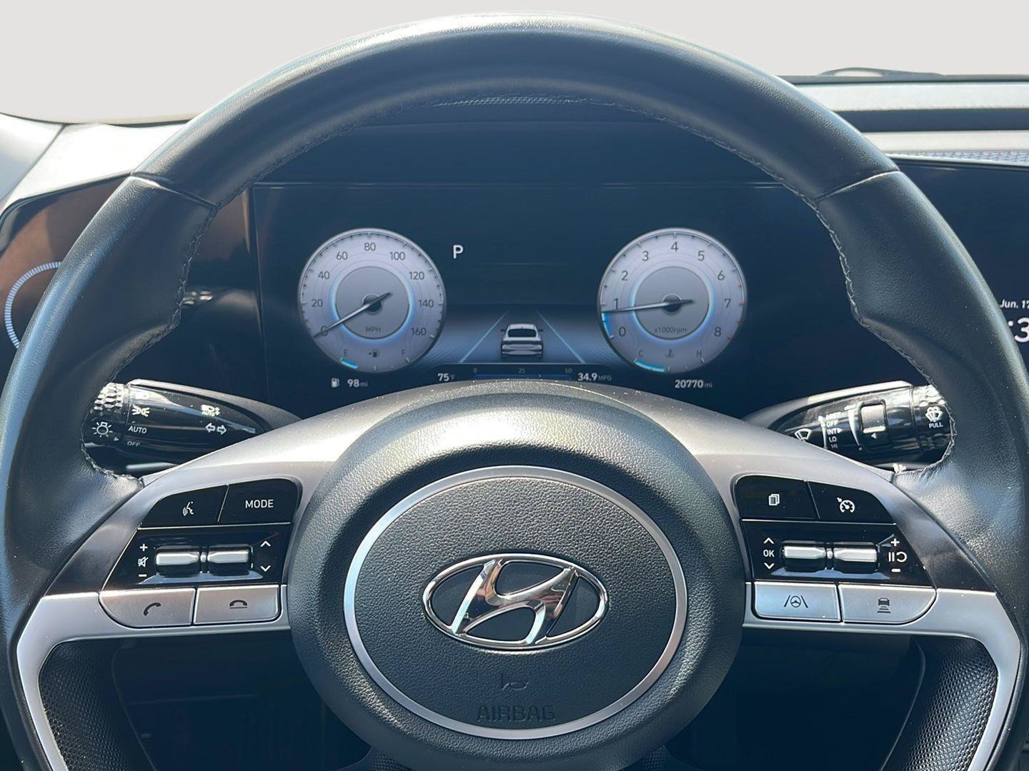 Used 2023 Hyundai Elantra SEL w/ Convenience Package FWD image 28
