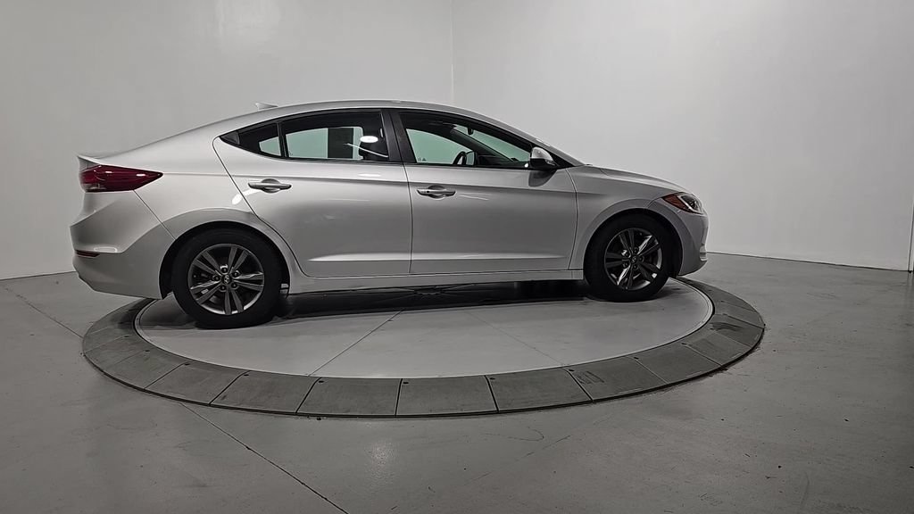 Used 2018 Hyundai Elantra Value Edition w/ Cargo Package FWD image 7
