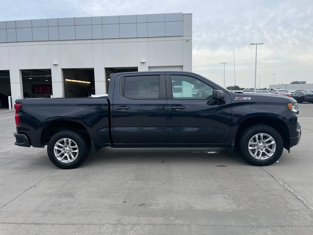 Used 2022 Chevrolet Silverado 1500 RST AWD/4WD image 7