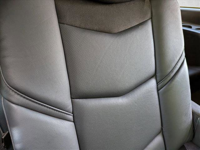 Used 2020 Cadillac Escalade Luxury image 19