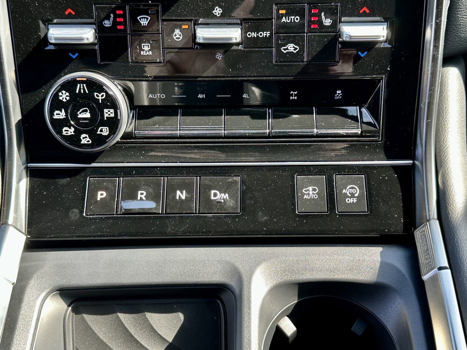 New 2025 Nissan Armada PRO-4X image 32