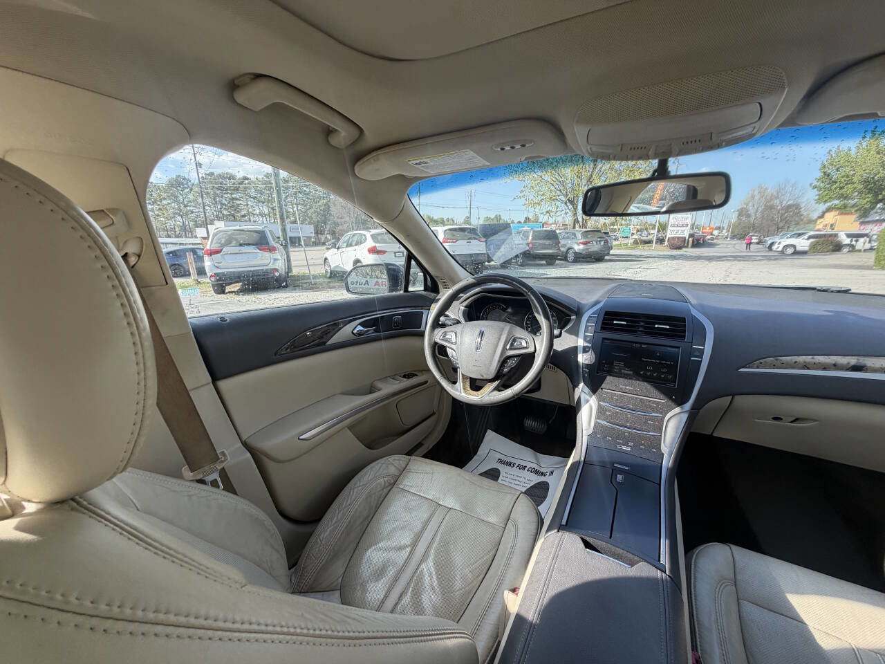 Used 2014 Lincoln MKZ image 21