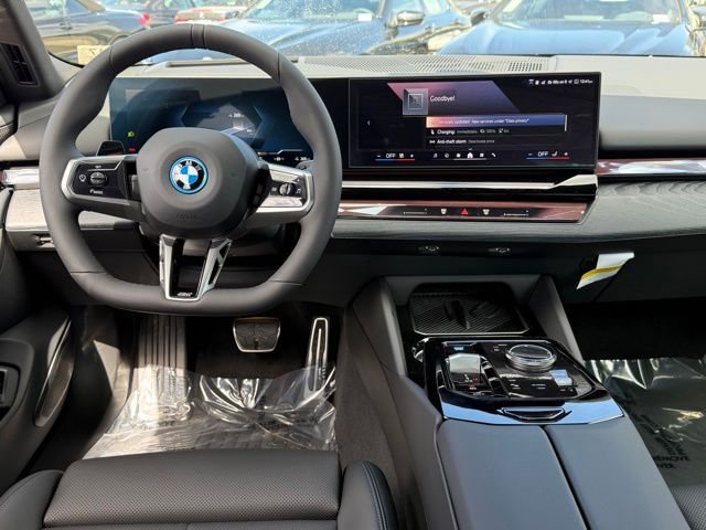 New 2026 BMW i5 eDrive40 w/ M Sport Package image 26
