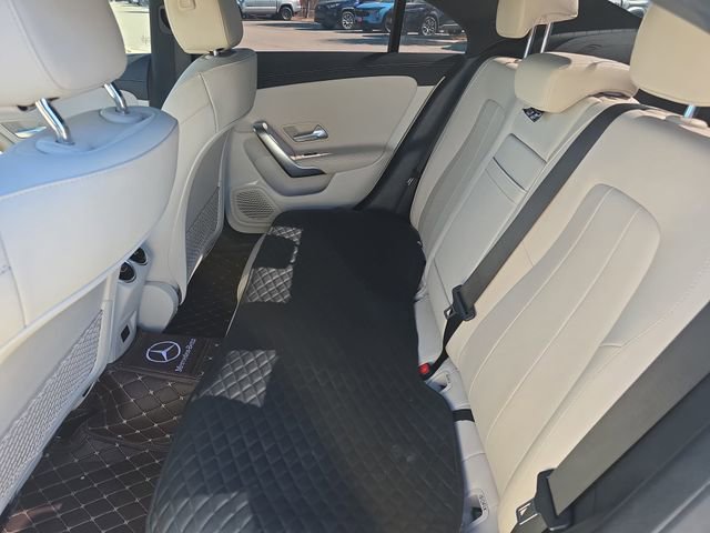 Used 2023 Mercedes-Benz CLA 250 image 13