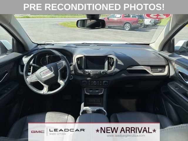 Used 2023 GMC Terrain Denali w/ Denali Premium Package AWD/4WD image 18