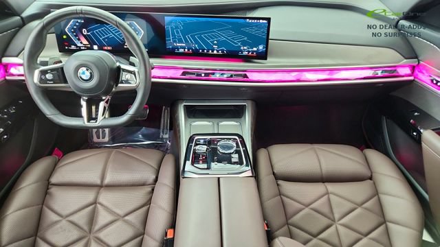 Used 2023 BMW 740i w/ Parking Assistance Package RWD image 87