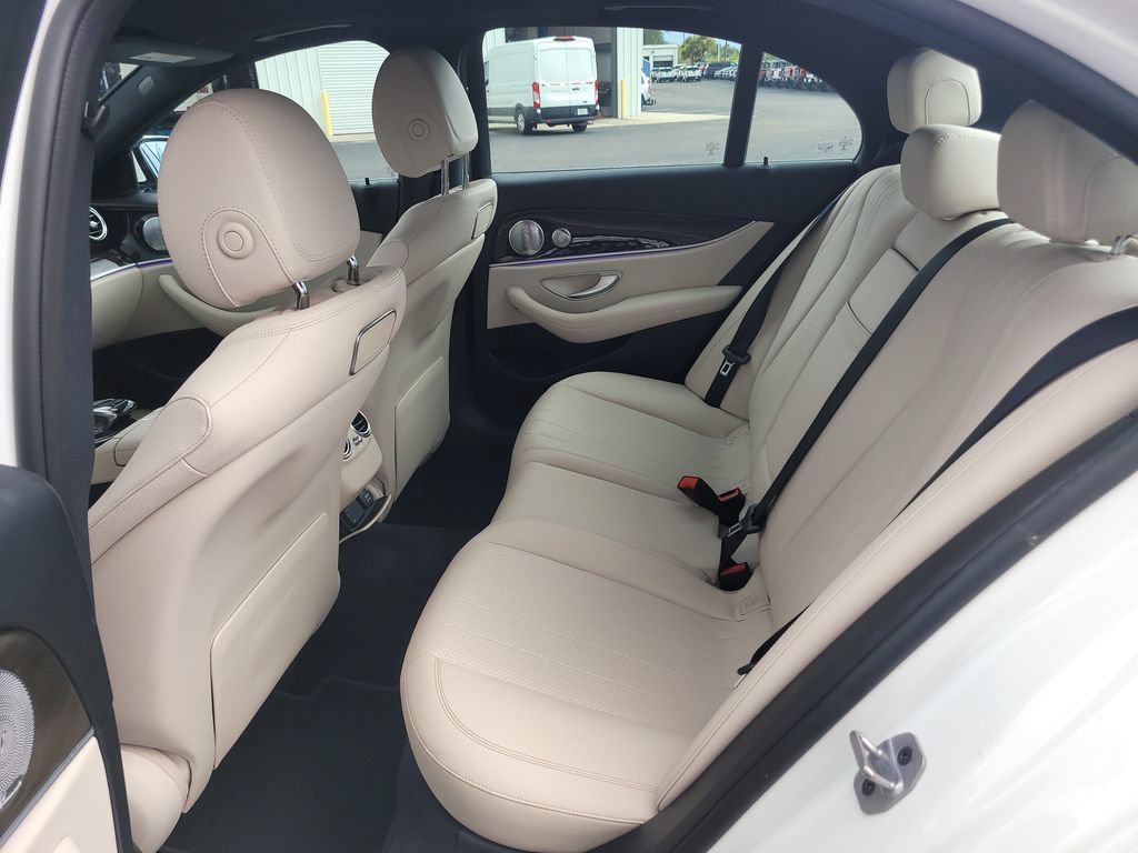 Used 2019 Mercedes-Benz E 300 image 11