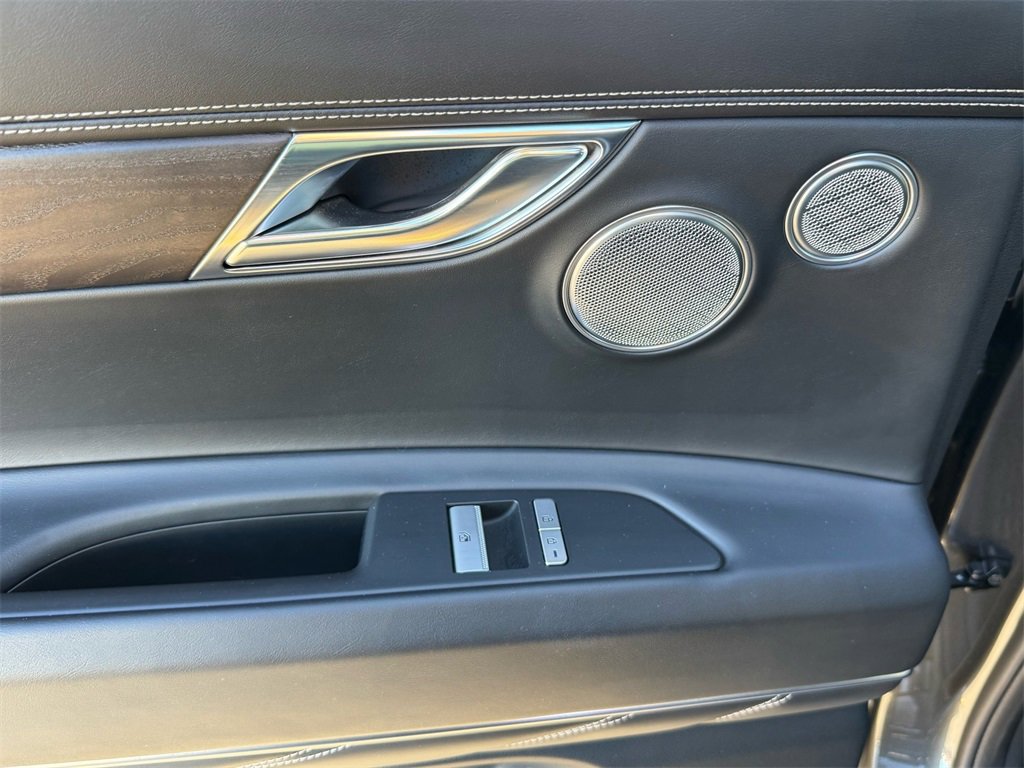 Used 2023 Genesis GV80 3.5T w/ Advanced Package image 17