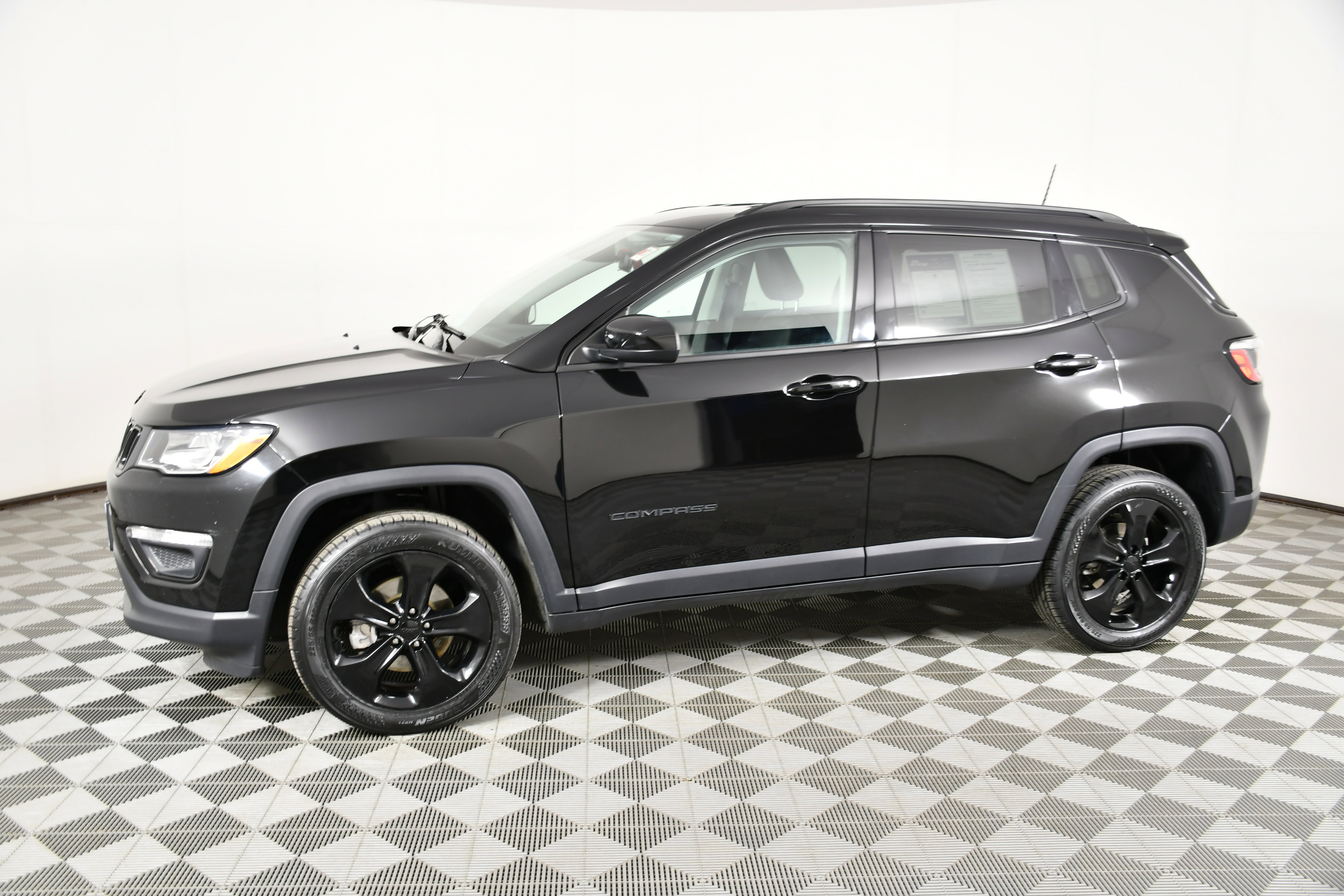Used 2020 Jeep Compass Altitude image 9