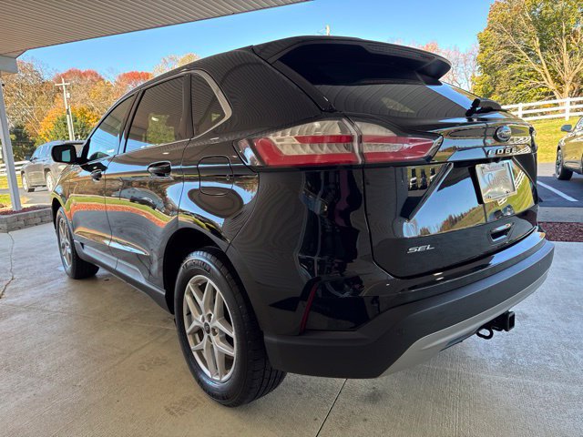 Used 2024 Ford Edge SEL w/ Convenience Package AWD/4WD image 8