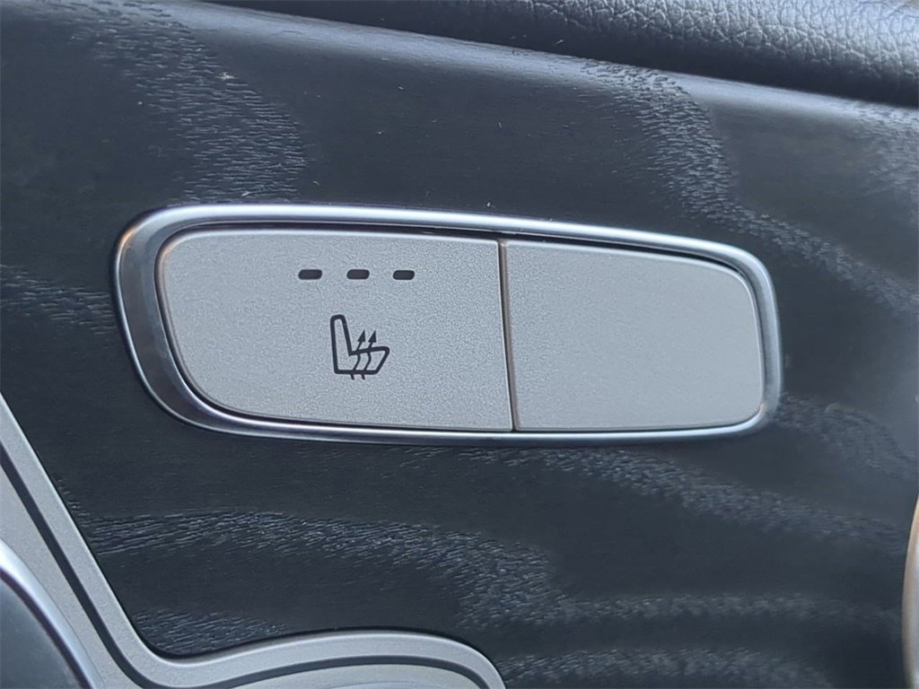 Used 2022 Mercedes-Benz E 350 Sedan image 25