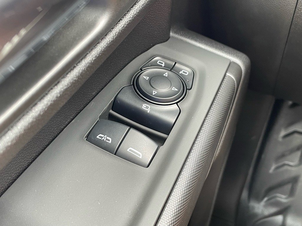 New 2025 GMC Sierra 2500 Pro w/ Convenience Package image 16