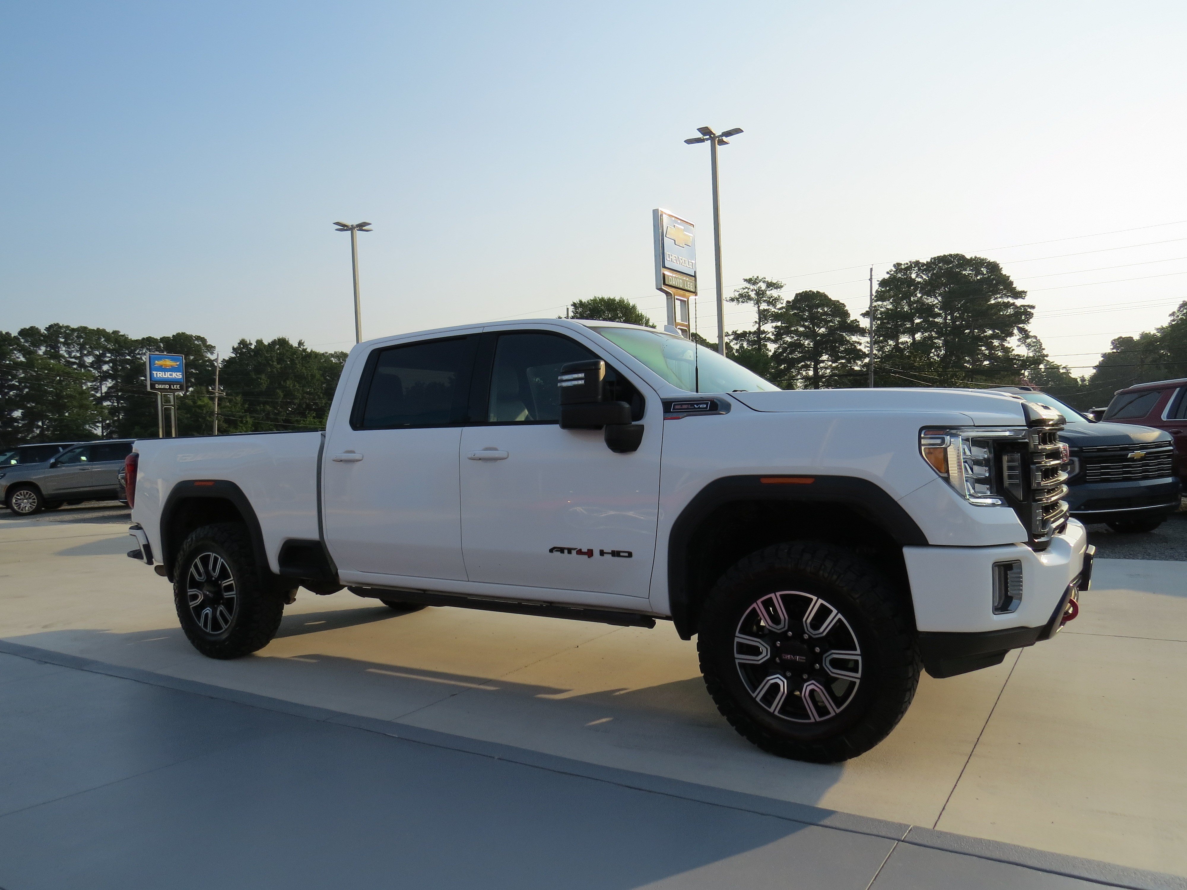 Certified 2021 GMC Sierra 2500 AT4 w/ Gooseneck/5TH Wheel Package AWD/4WD image 6