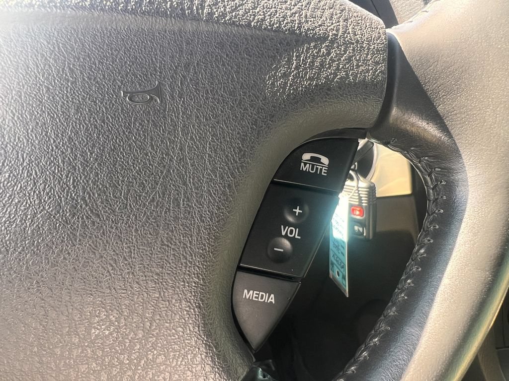 Used 2002 Ford Thunderbird RWD image 17
