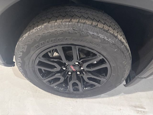 Used 2023 GMC Sierra 1500 Elevation image 11