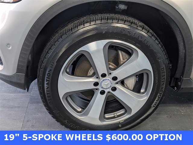 Used 2022 Mercedes-Benz GLC 300 image 5