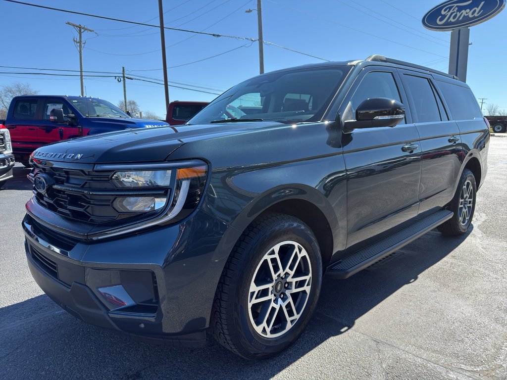 New 2026 Ford Expedition Max Active image 4