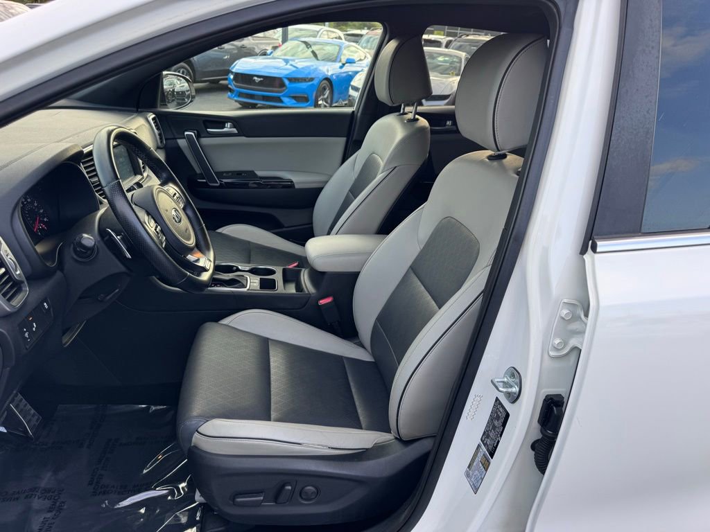 Used 2019 Kia Sportage EX w/ EX Sport Appearance Package image 19