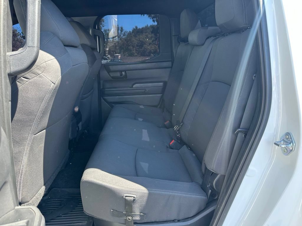 Used 2025 Toyota Tacoma SR5 AWD/4WD image 7