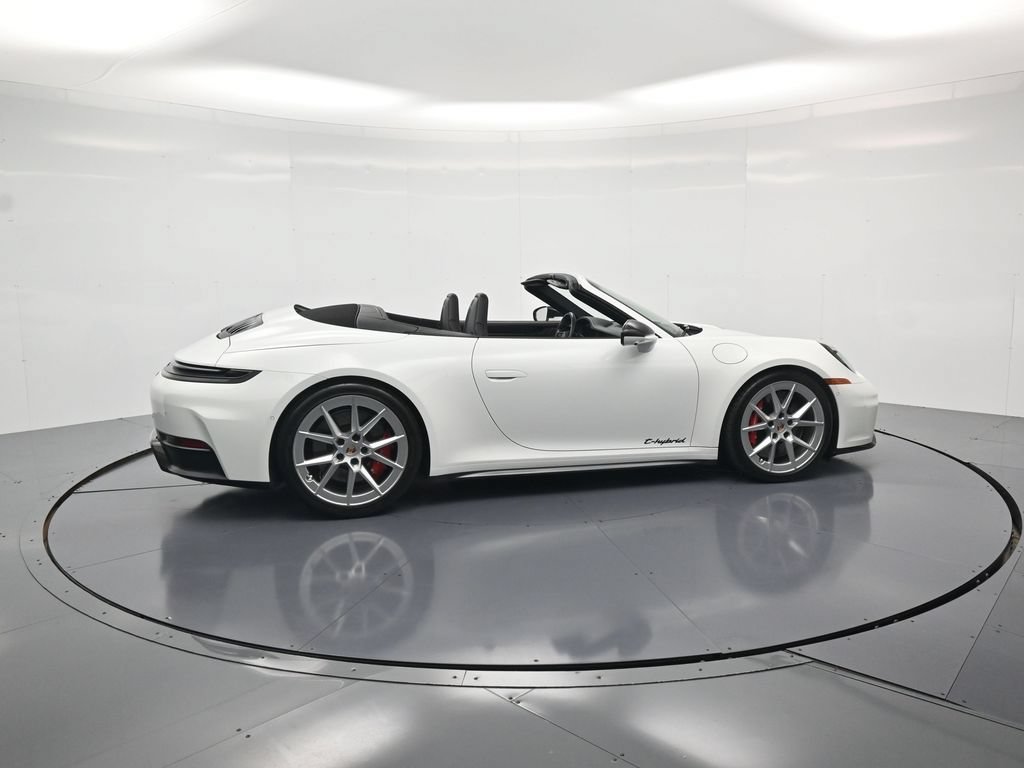 Certified 2026 Porsche 911 Carrera 4 GTS AWD/4WD image 51