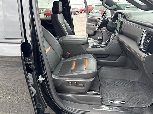 Used 2023 GMC Sierra 1500 AT4 w/ AT4 Premium Package AWD/4WD image 28