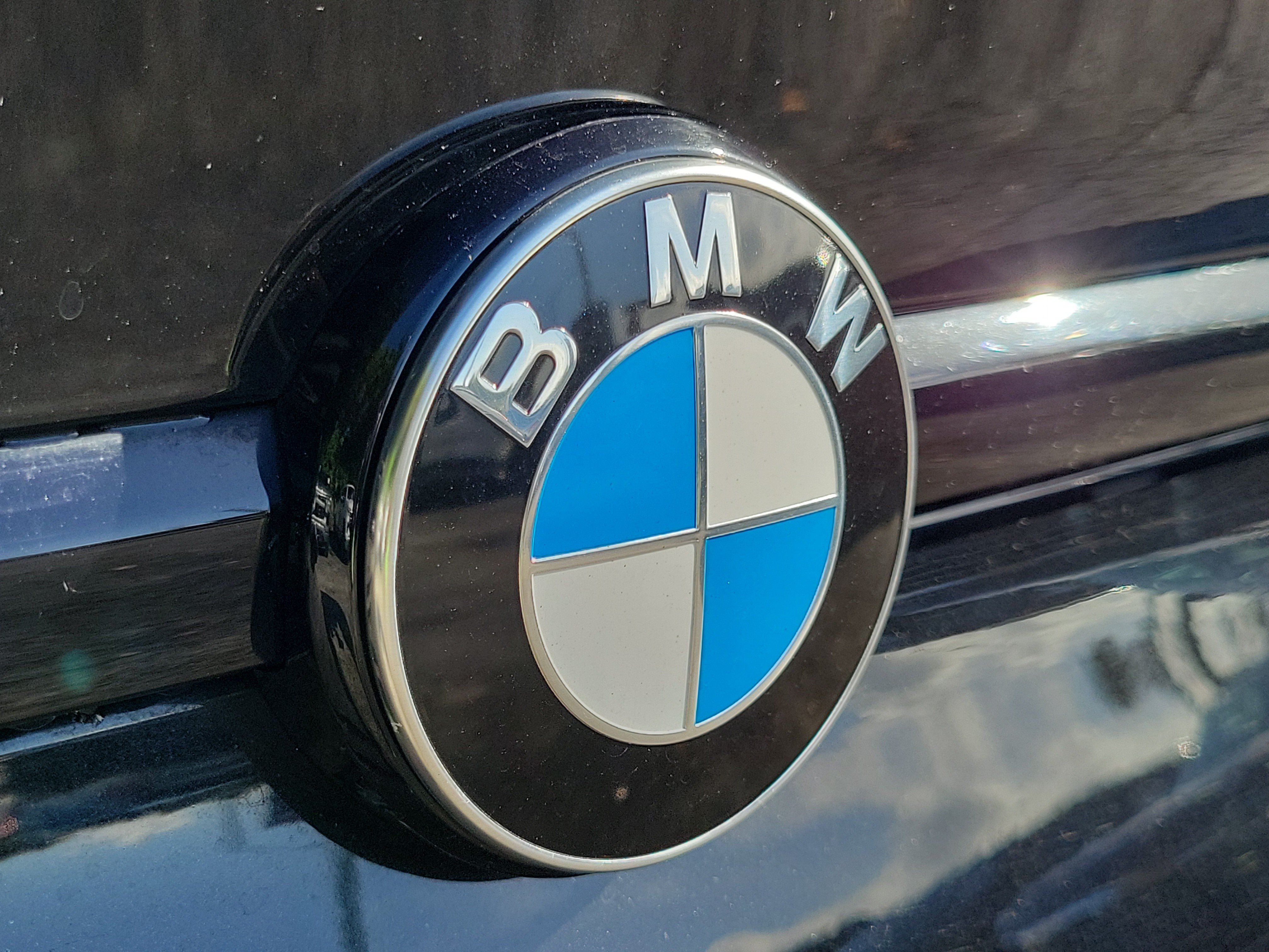 Used 2021 BMW M235i xDrive Gran Coupe w/ Shadowloine Package AWD/4WD image 10