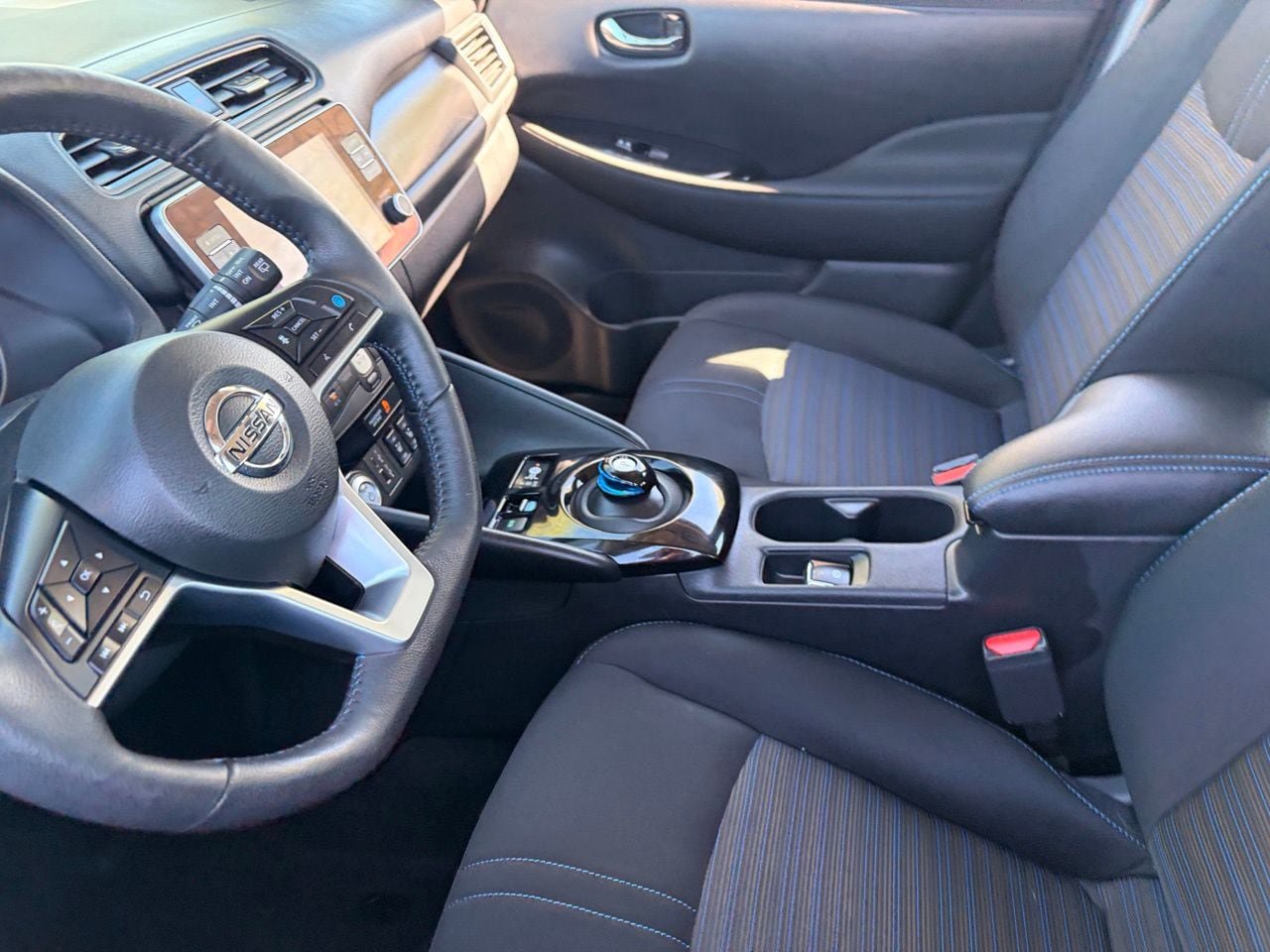 Certified 2022 Nissan Leaf SV Plus FWD image 18