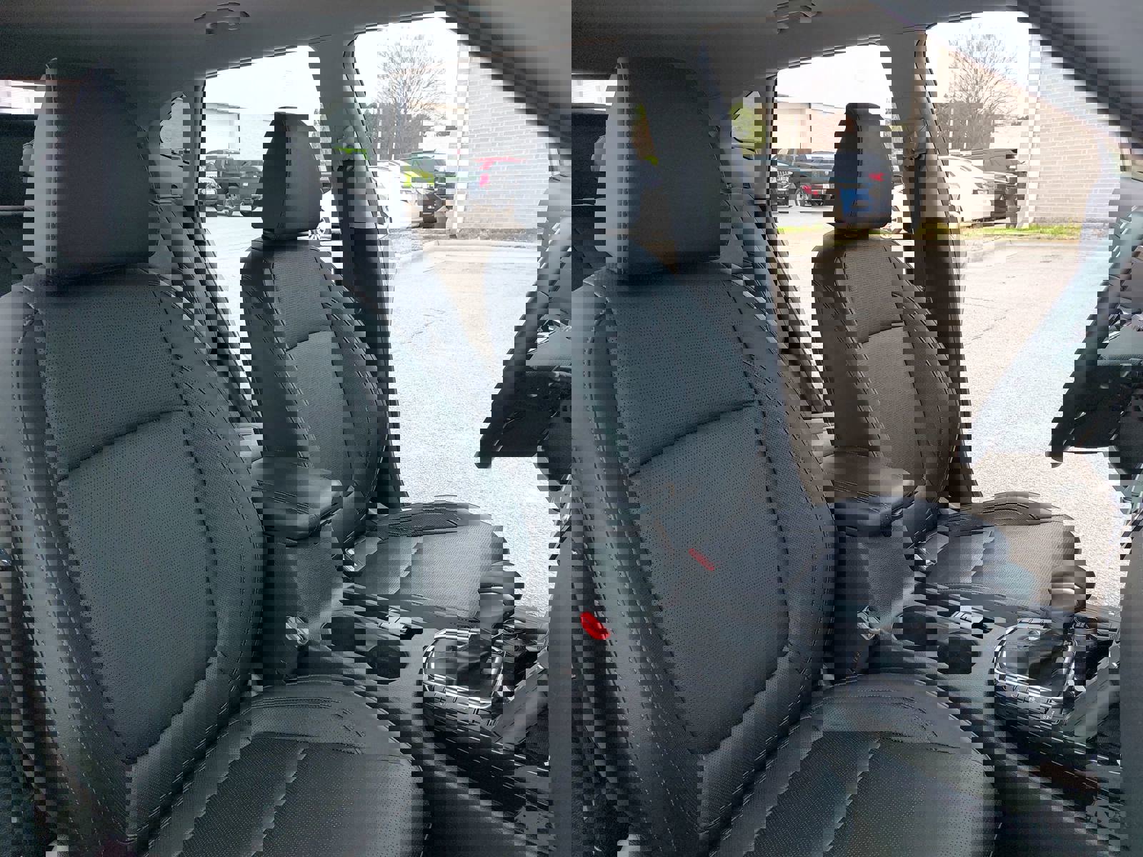 Used 2021 Kia Seltos SX image 10