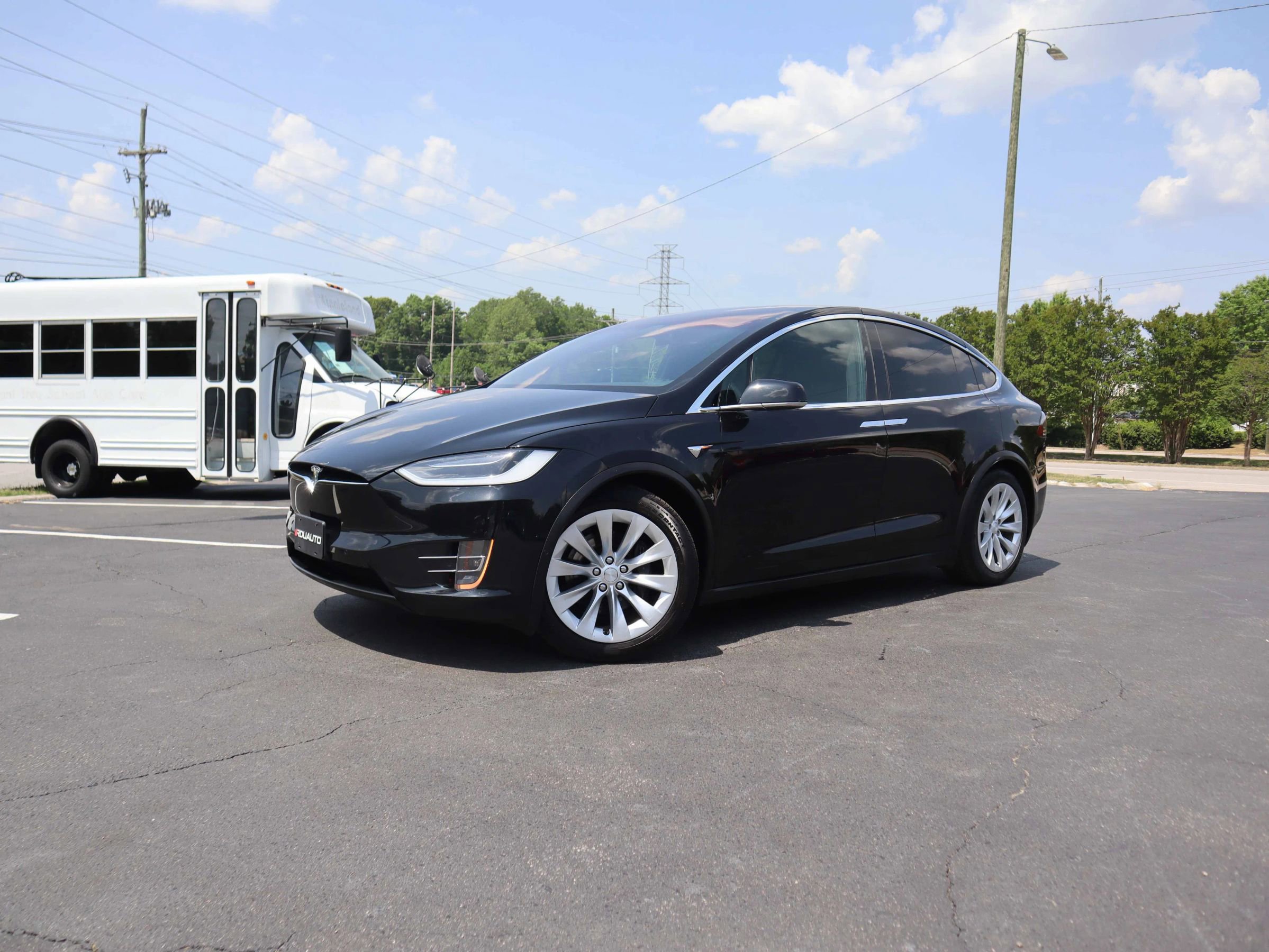 Used 2018 Tesla Model X 100D AWD/4WD image 24