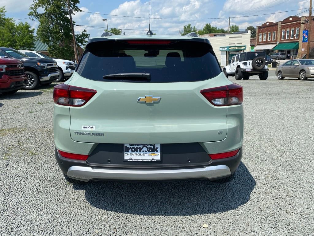 New 2025 Chevrolet TrailBlazer LT w/ Convenience Package FWD image 4
