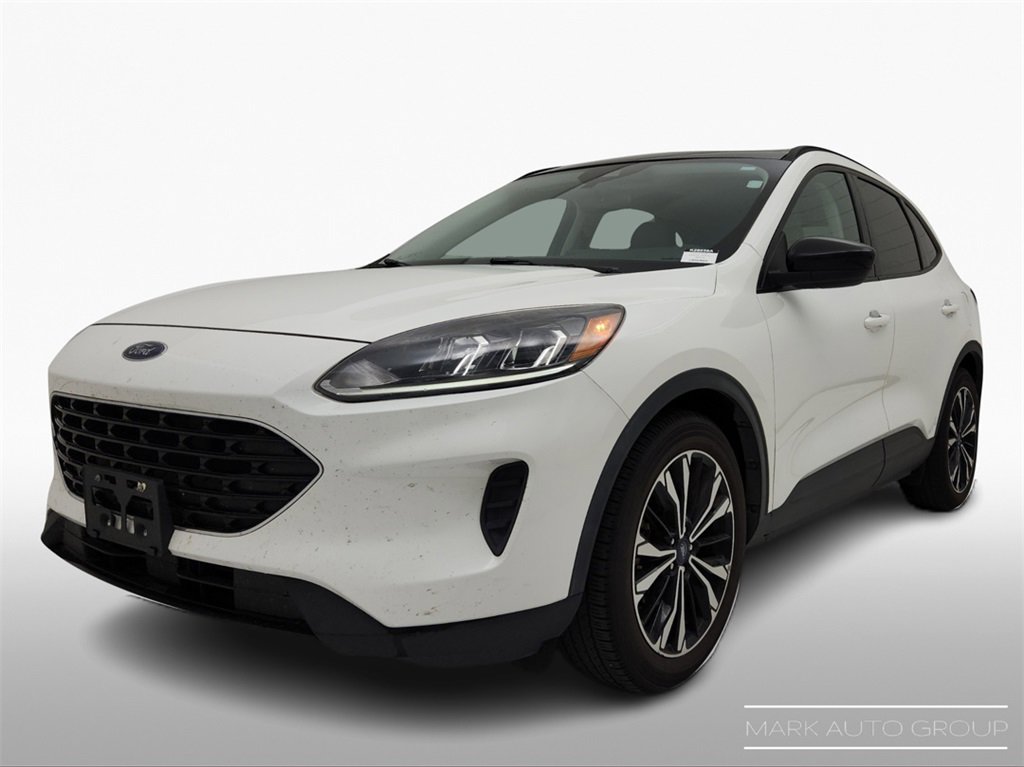 Used 2021 Ford Escape SE w/ SE Sport Appearance Package