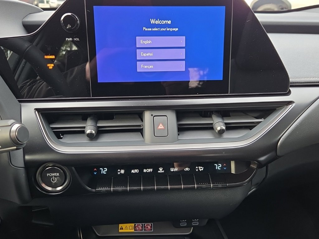 New 2025 Lexus UX 300h AWD image 25