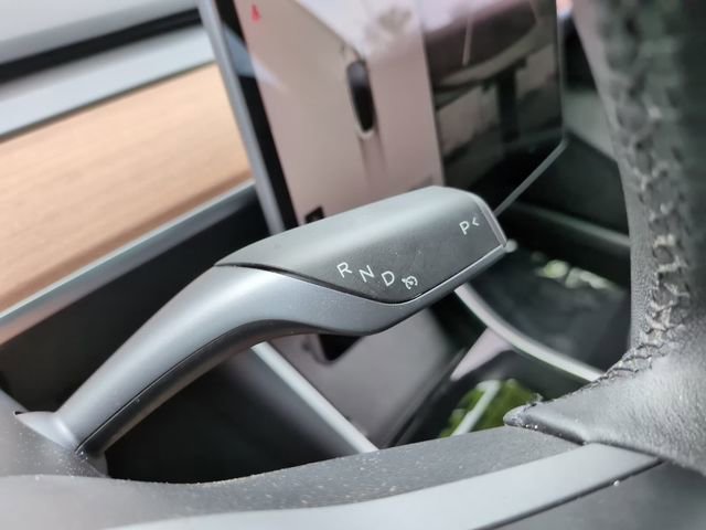 Used 2020 Tesla Model 3 Long Range image 21