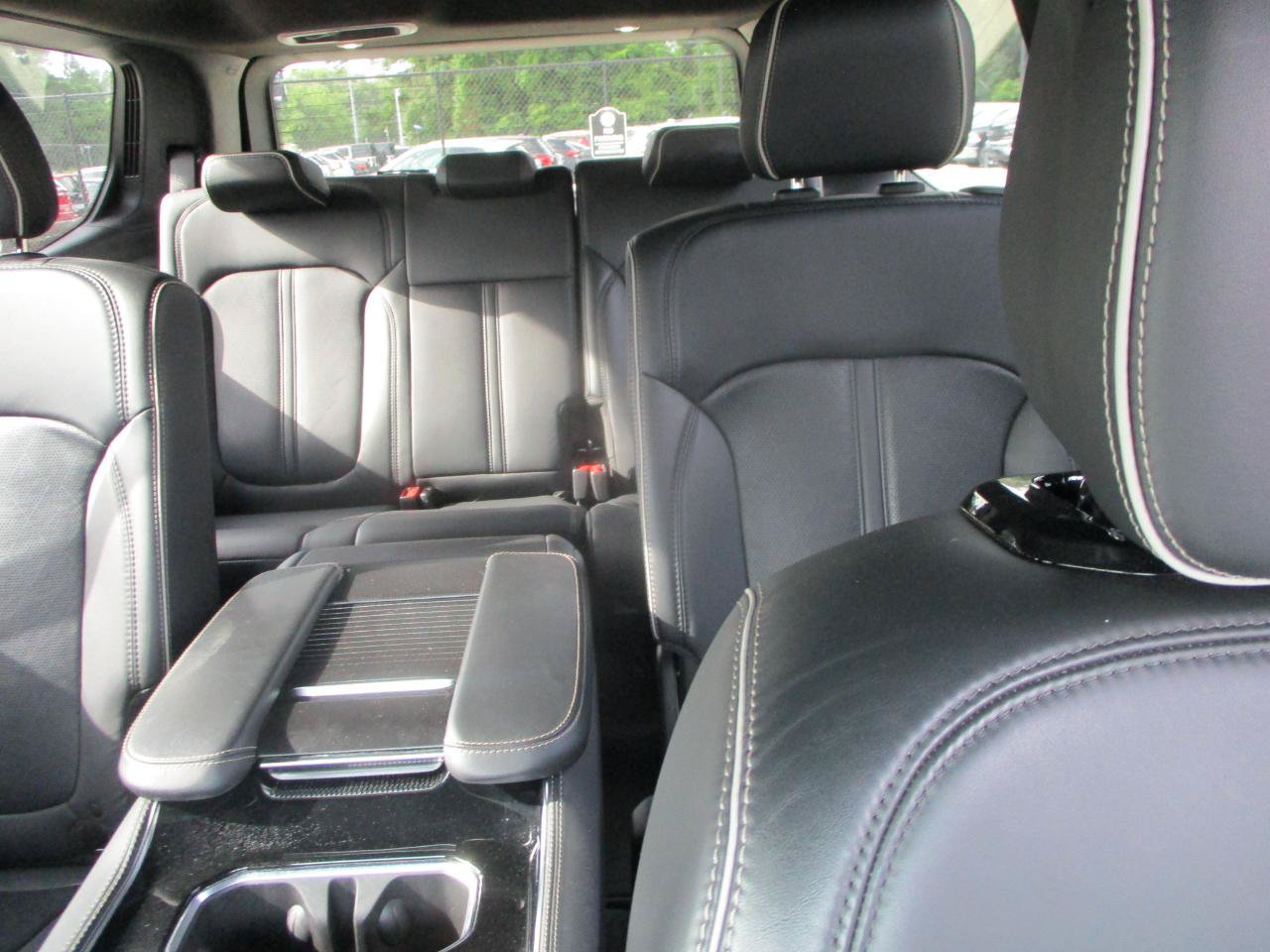 Used 2024 Jeep Grand Wagoneer Series II Obsidian w/ Quick Order Packagew 28T AWD/4WD image 22