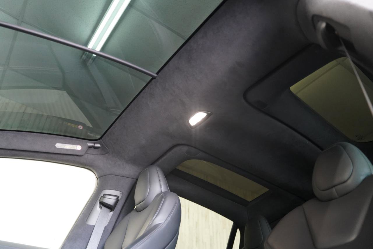 Used 2020 Tesla Model X Performance image 23