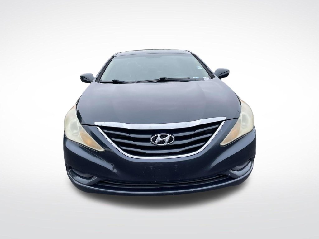 Used 2011 Hyundai Sonata GLS w/ Popular Equipment Pkg 2 FWD image 2