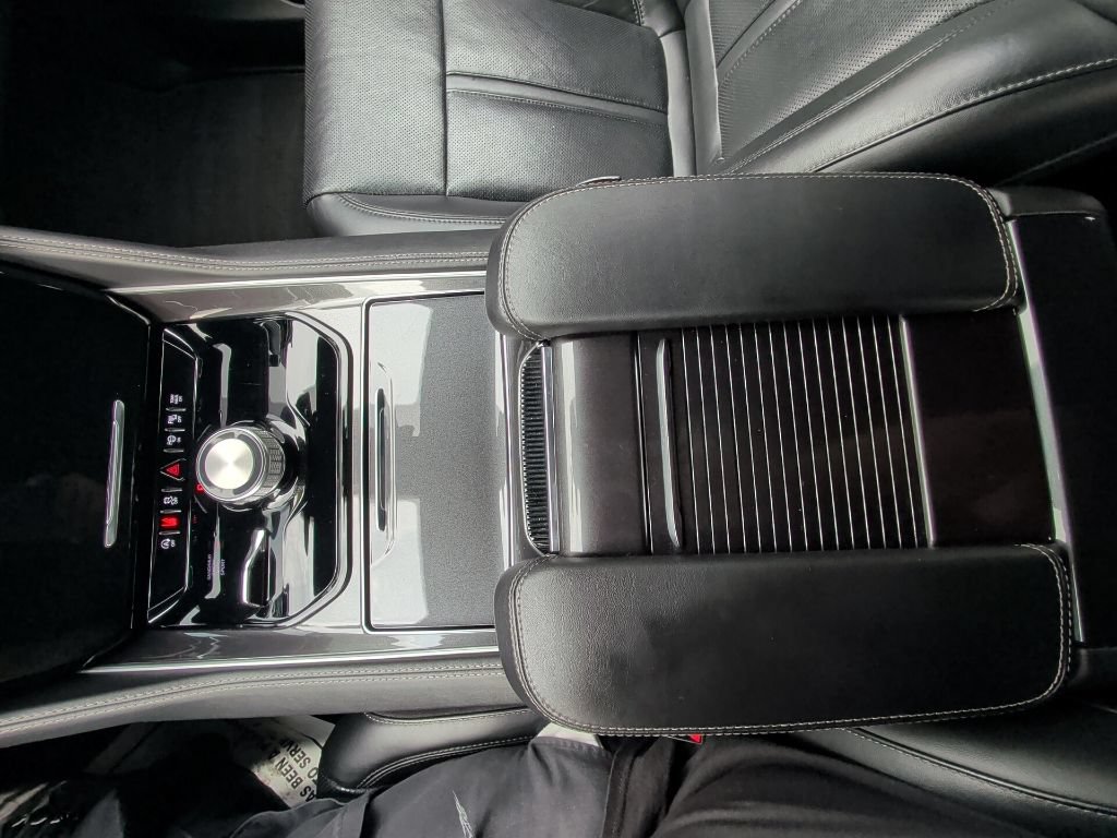 Used 2023 Jeep Wagoneer 4WD w/ Convenience Group I image 26