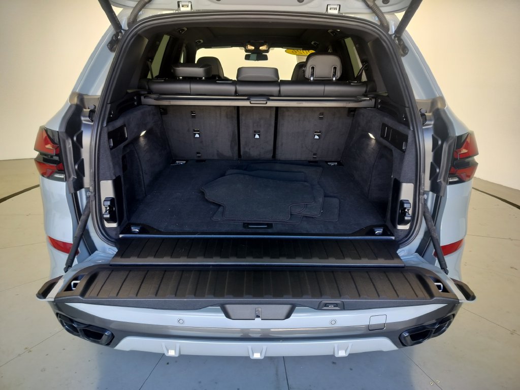 Certified 2026 BMW X5 M60i AWD/4WD image 22