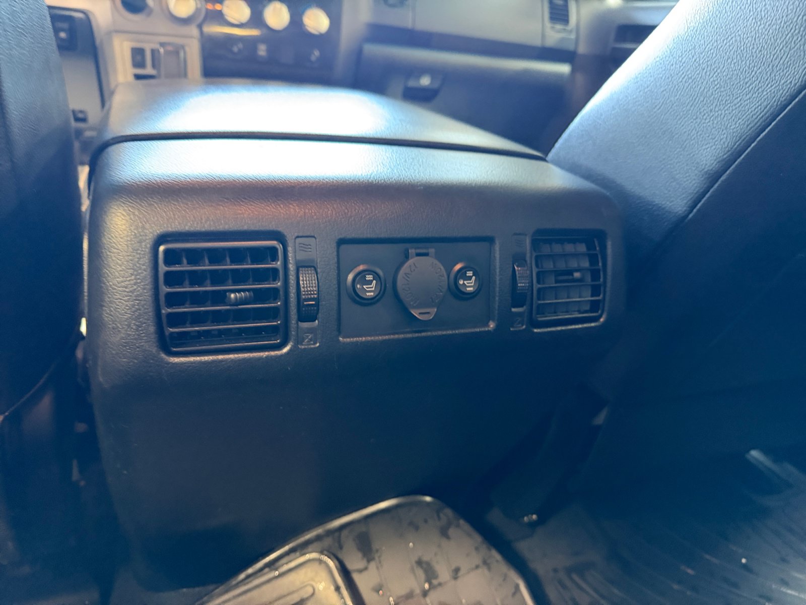 Used 2012 Toyota Tundra 4x4 CrewMax w/ TRD Off-Road Pkg image 32