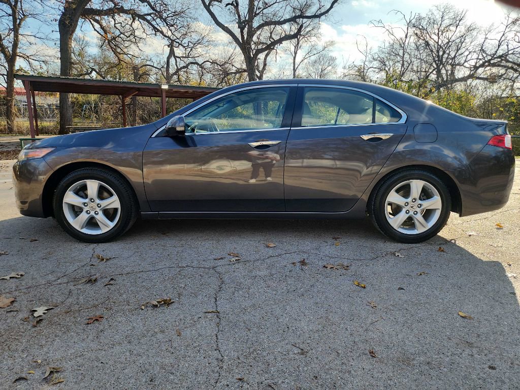 Used 2010 Acura TSX Sedan image 4