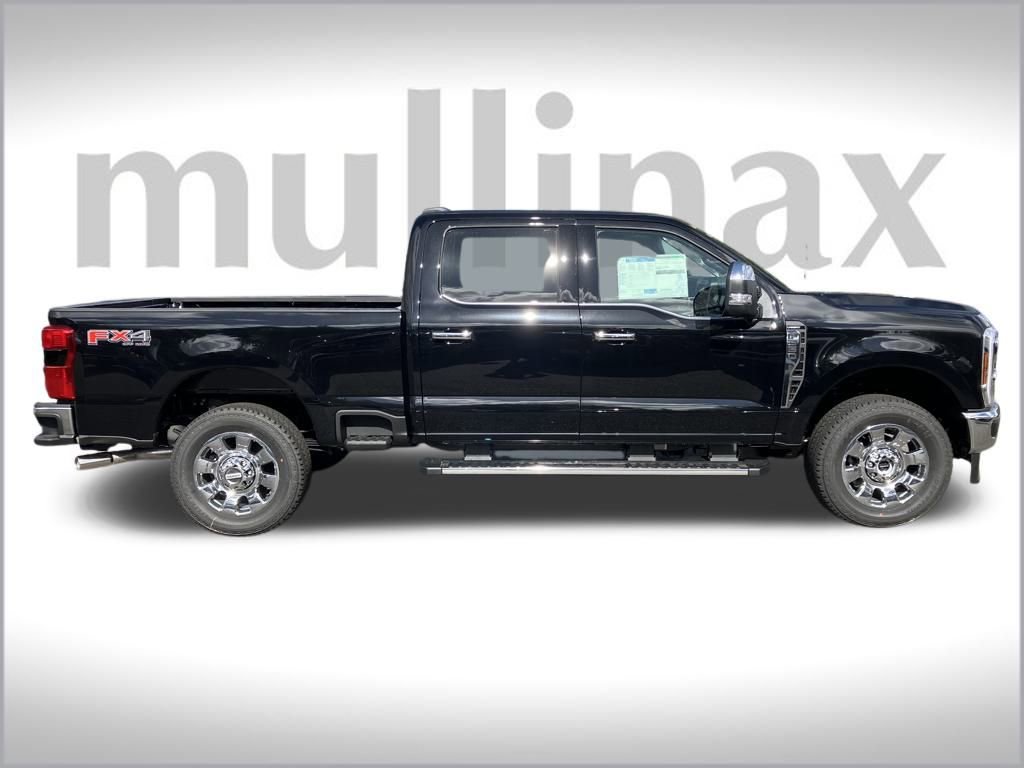 New 2026 Ford F350 Lariat w/ Chrome Package image 3