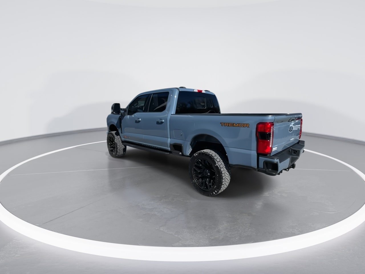 Used 2023 Ford F250 Lariat w/ Lariat Ultimate Package AWD/4WD image 13