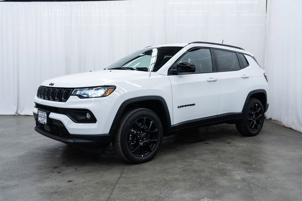 New 2026 Jeep Compass Latitude image 3