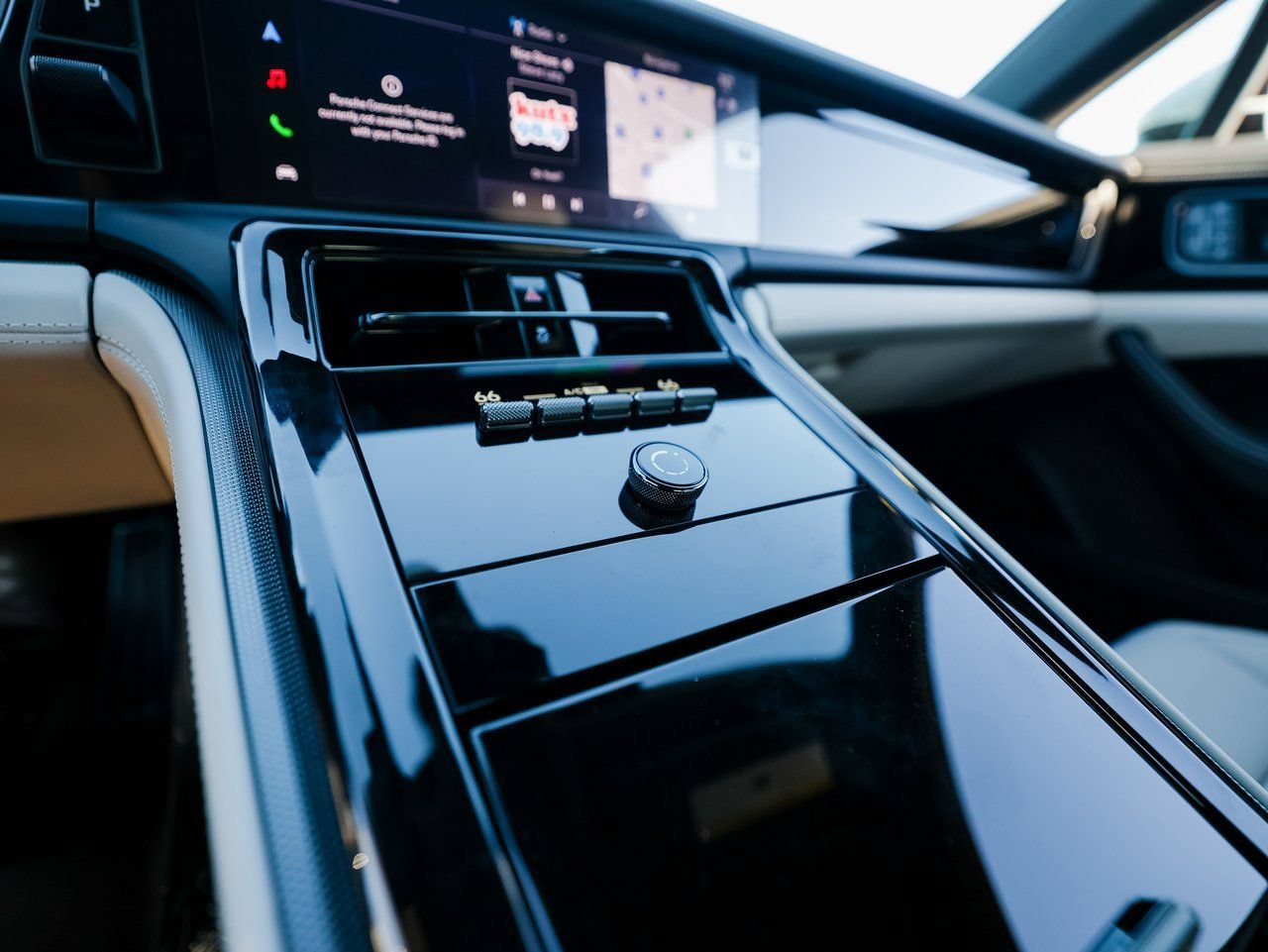 New 2026 Porsche Panamera 4 E-Hybrid AWD/4WD image 20
