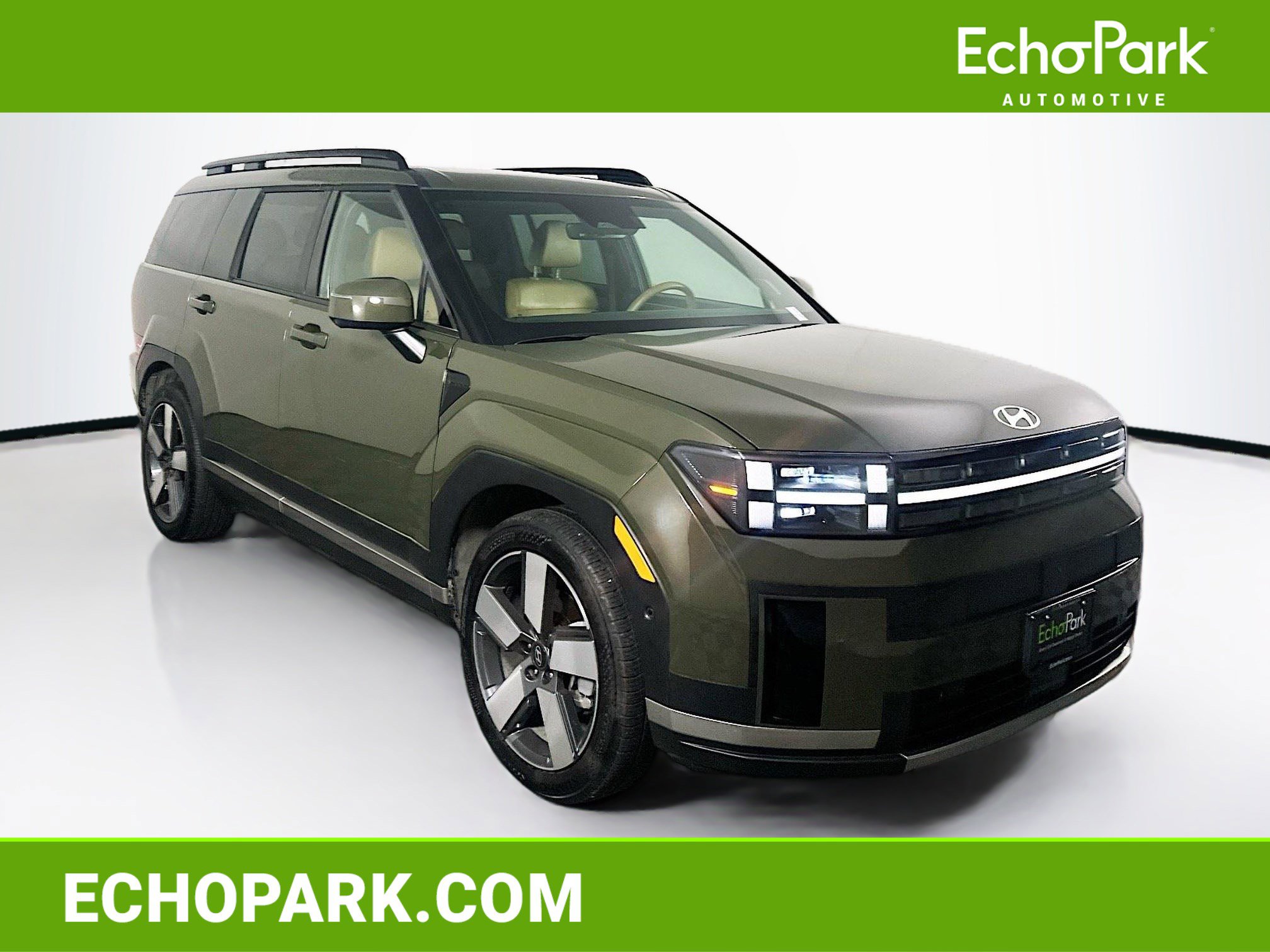 Used 2025 Hyundai Santa Fe Limited image 1