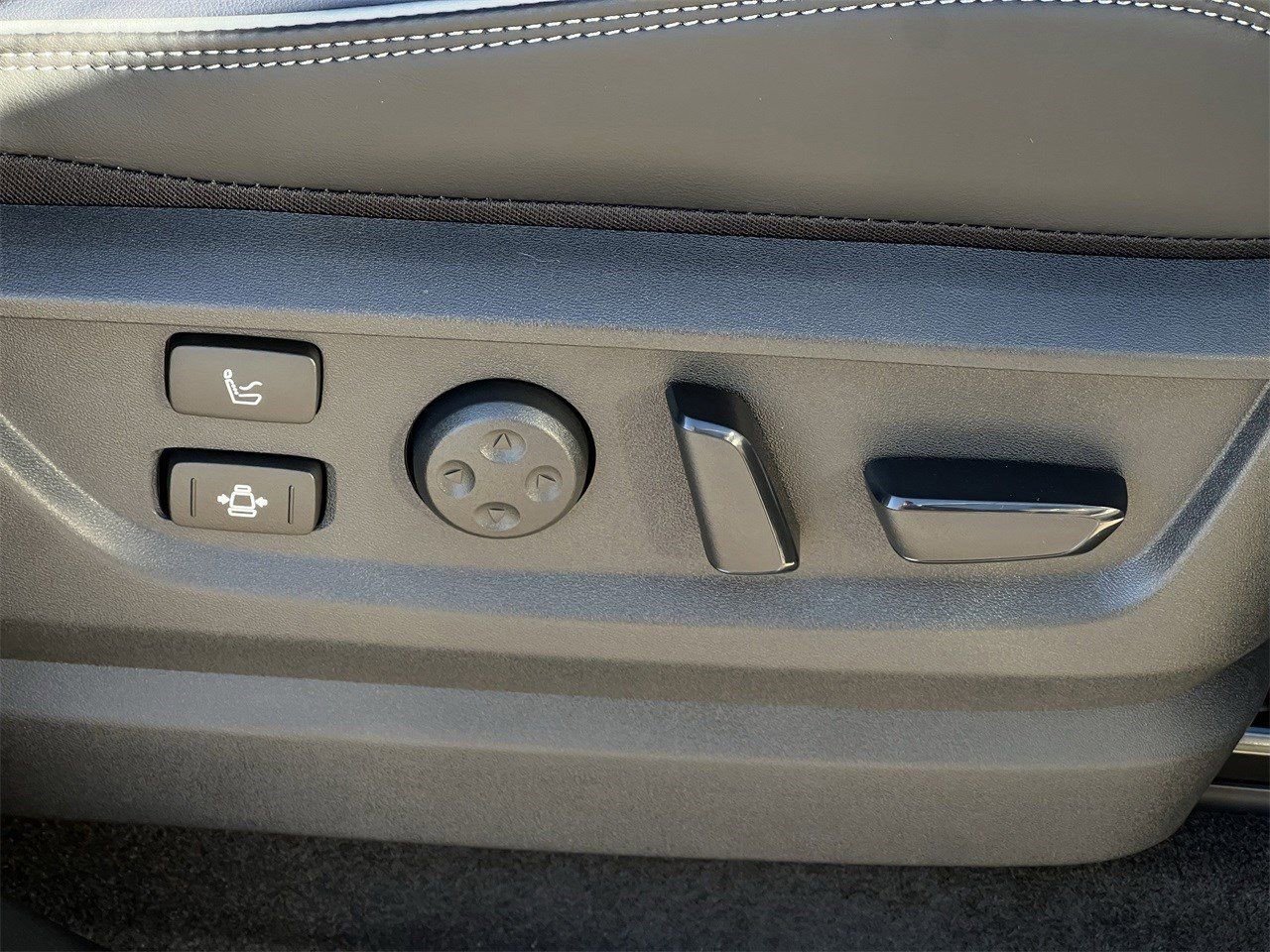 New 2026 INFINITI QX80 4WD image 23