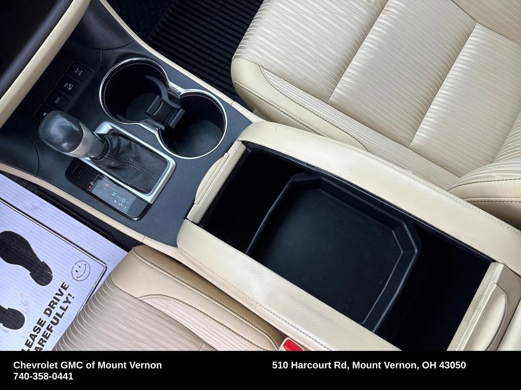 Used 2017 Toyota Highlander LE image 14