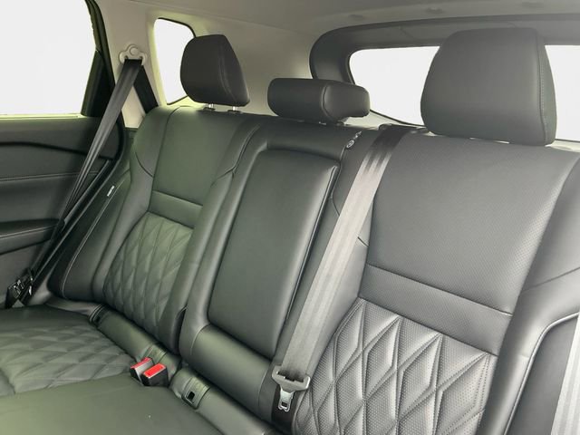 New 2026 Nissan Rogue Platinum image 14