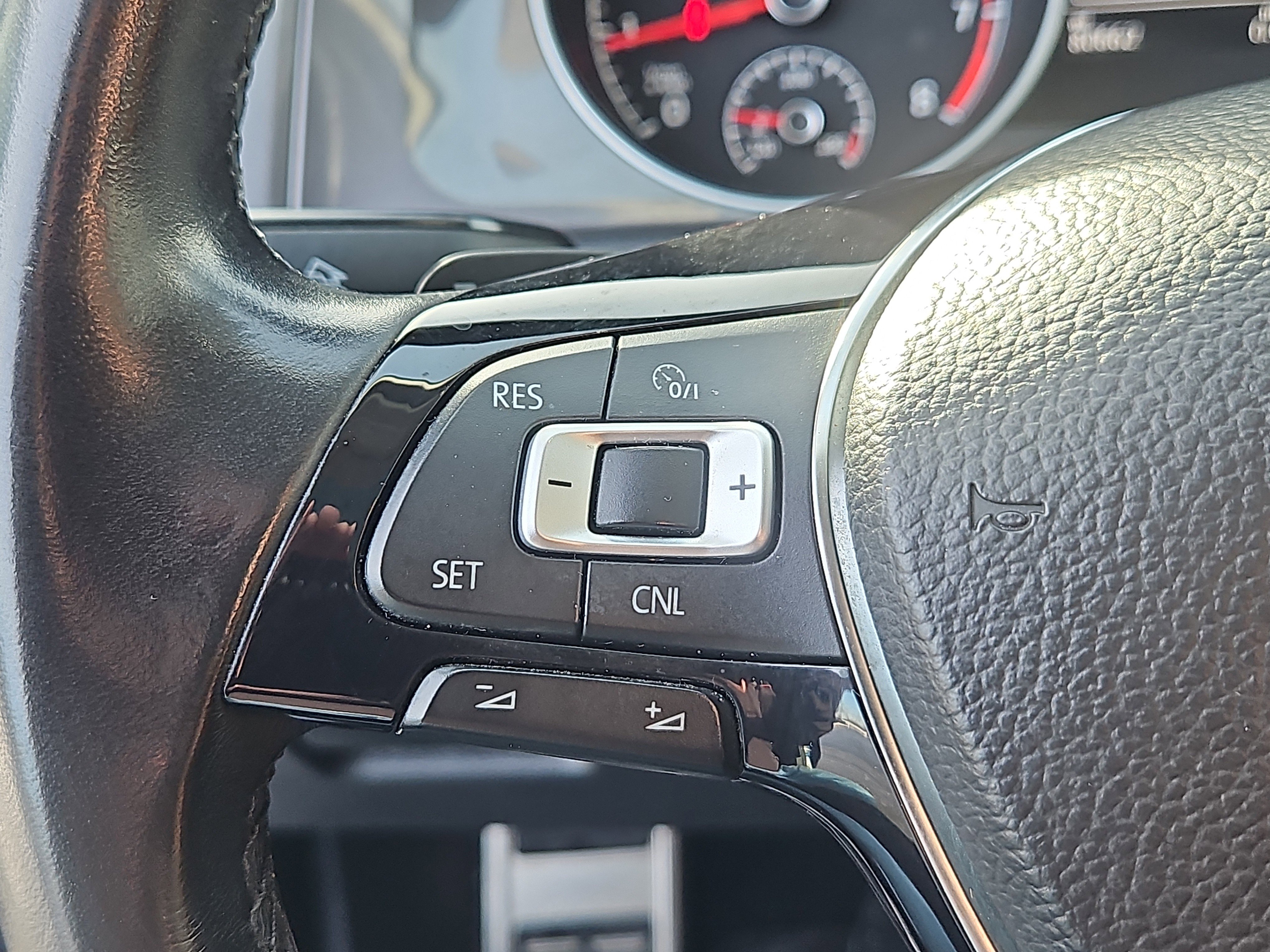 Used 2017 Volkswagen Golf Alltrack SE image 16